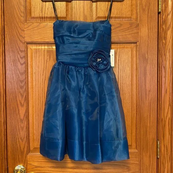 b darlin blue prom dress Blue prom dress more like teal!! Two piece,